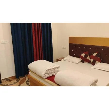 Priya Hotel, Sitapur Trijugi Narayan Exterior photo